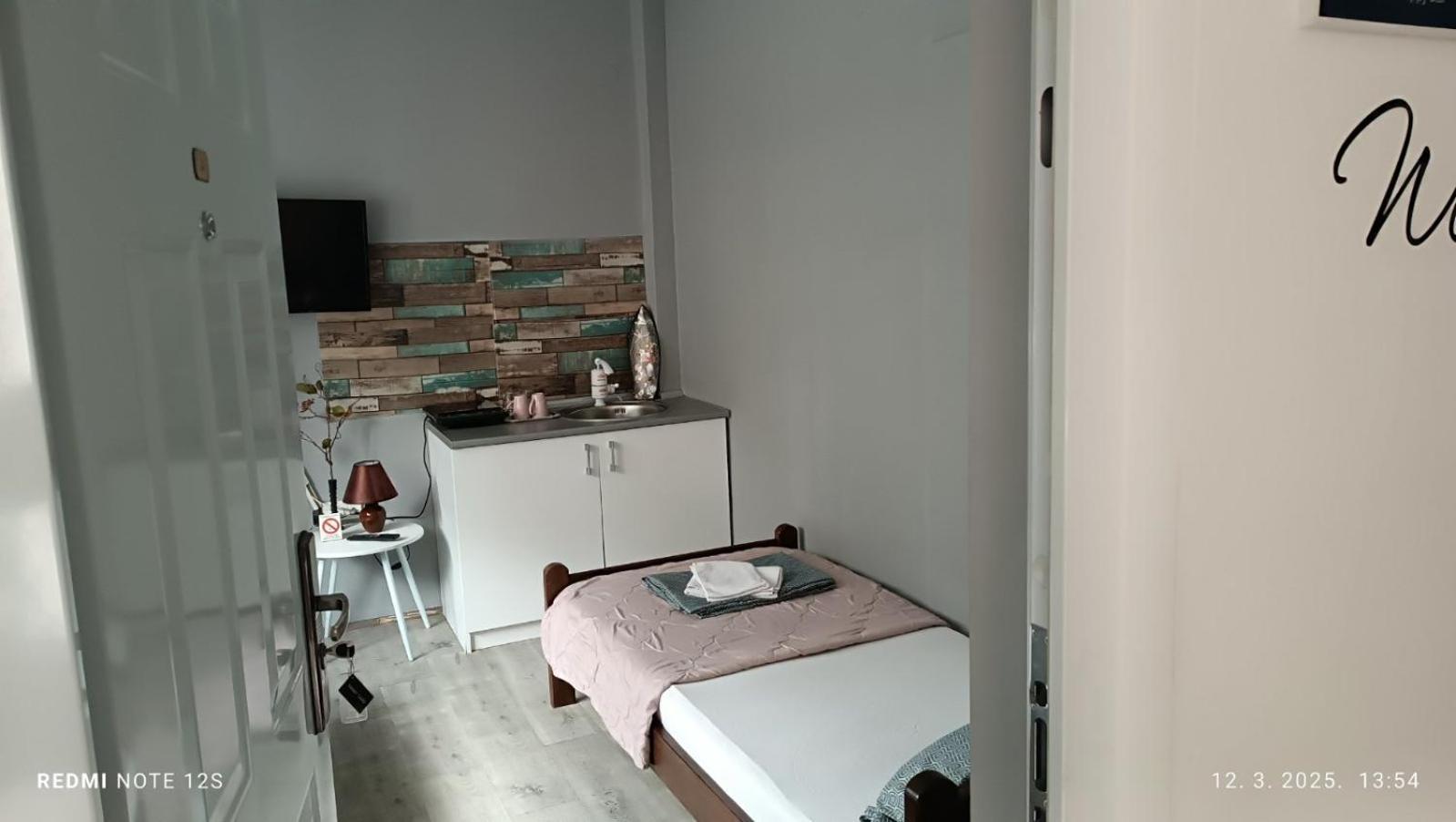 Happy Star Apartment Nis Exterior photo